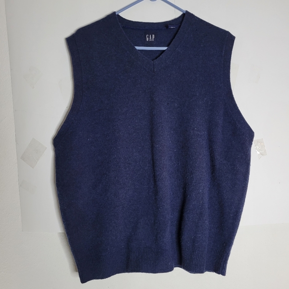 Mens Gap 100% Lambswool Navy V-neck Sweater Vest Size XL - Picture 2 of 6